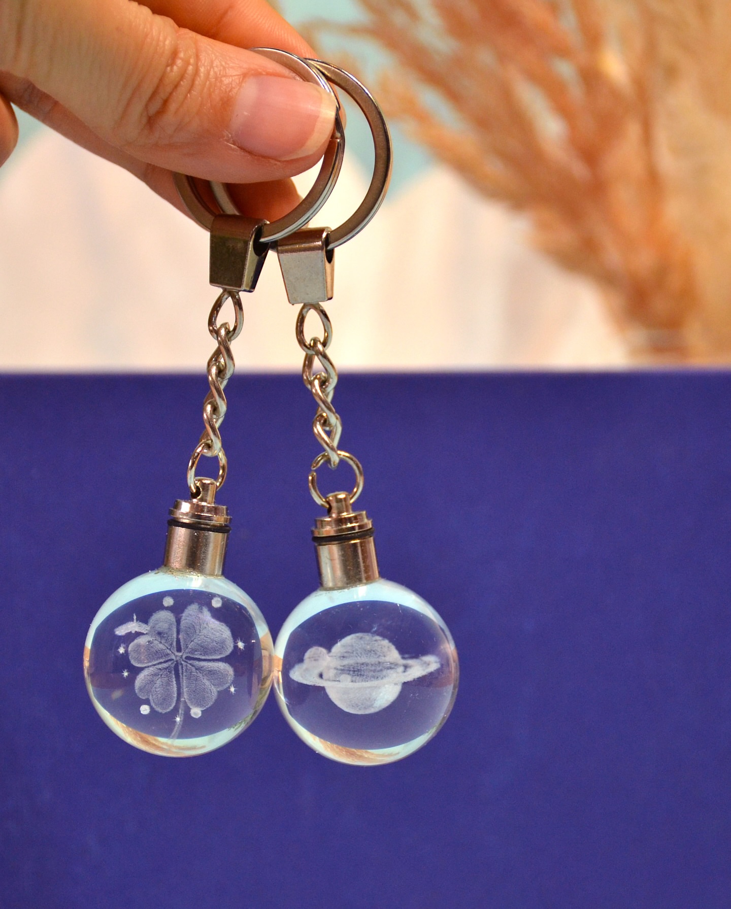 جا کلیدی کریستالی ترند طرح گل (چراغ دار)